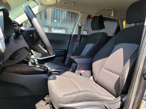 Used 2020 Kia Soul LX FWD image 13