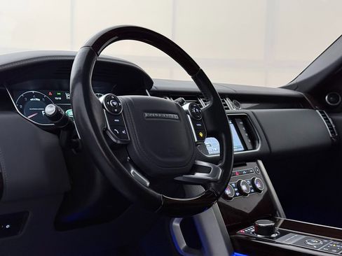 Used 2016 Land Rover Range Rover LWB SV Autobiography image 18
