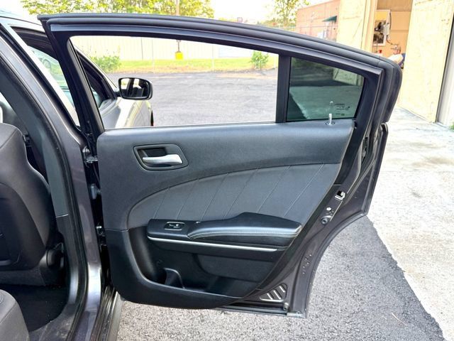 Used 2019 Dodge Charger R/T RWD image 18