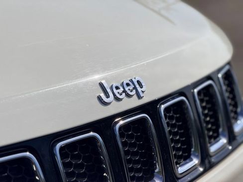 Used 2021 Jeep Compass Limited AWD/4WD image 27