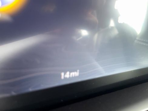 New 2025 Jeep Grand Cherokee L Laredo image 13