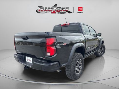 Used 2025 Chevrolet Colorado ZR2 w/ Technology Package image 12
