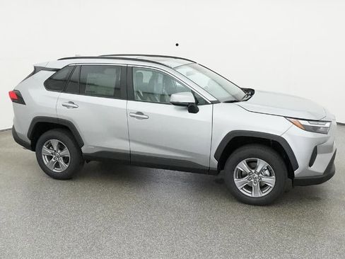 New 2025 Toyota RAV4 XLE image 12