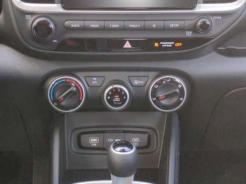 New 2026 Hyundai Venue SE FWD image 20