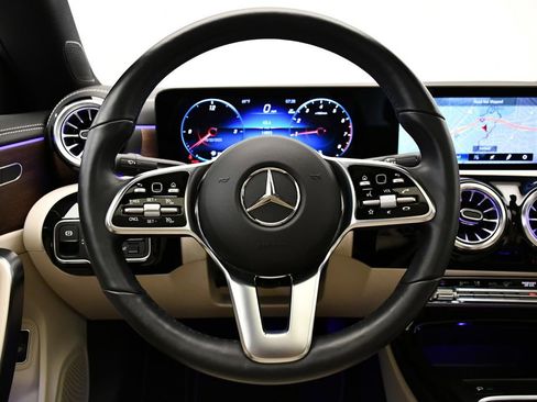 Used 2023 Mercedes-Benz CLA 250 CLA 250 image 21