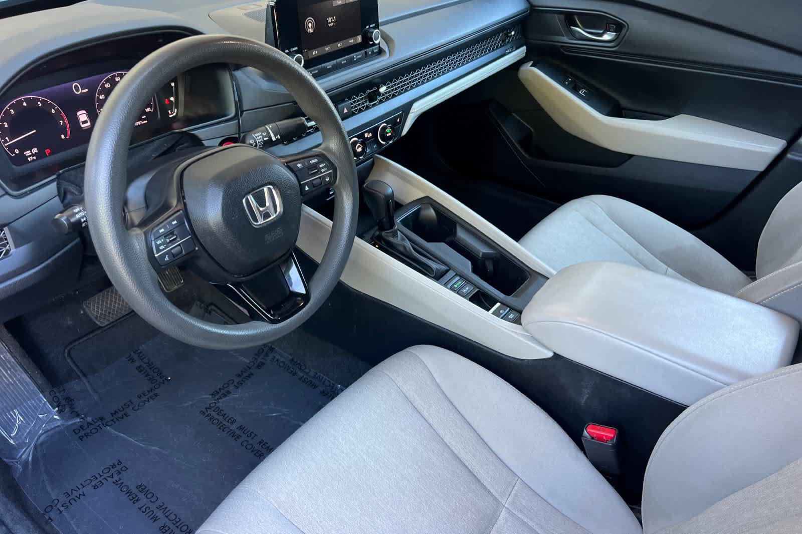 Used 2023 Honda Accord EX image 11