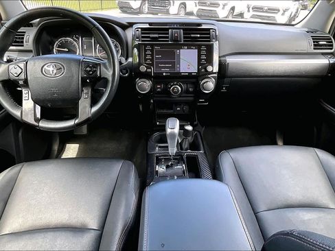 Used 2021 Toyota 4Runner TRD Off-Road Premium AWD/4WD image 15