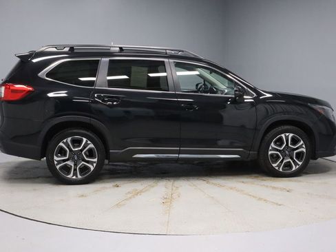 Used 2023 Subaru Ascent Limited image 11