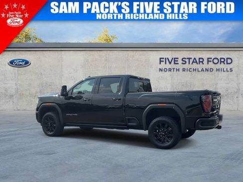 Used 2025 GMC Sierra 2500 AT4 w/ AT4 Premium Plus Package AWD/4WD image 7