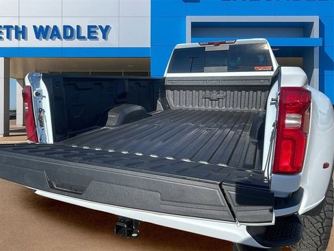 New 2026 Chevrolet Silverado 3500 High Country w/ High Country Premium Package image 10