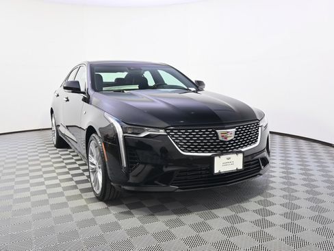 New 2025 Cadillac CT4 Premium Luxury image 9