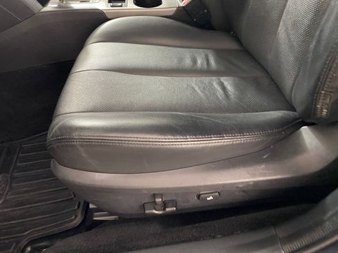 Used 2011 Subaru Outback 2.5i Limited image 13