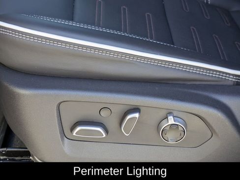 Used 2025 GMC Sierra 1500 AT4X image 27