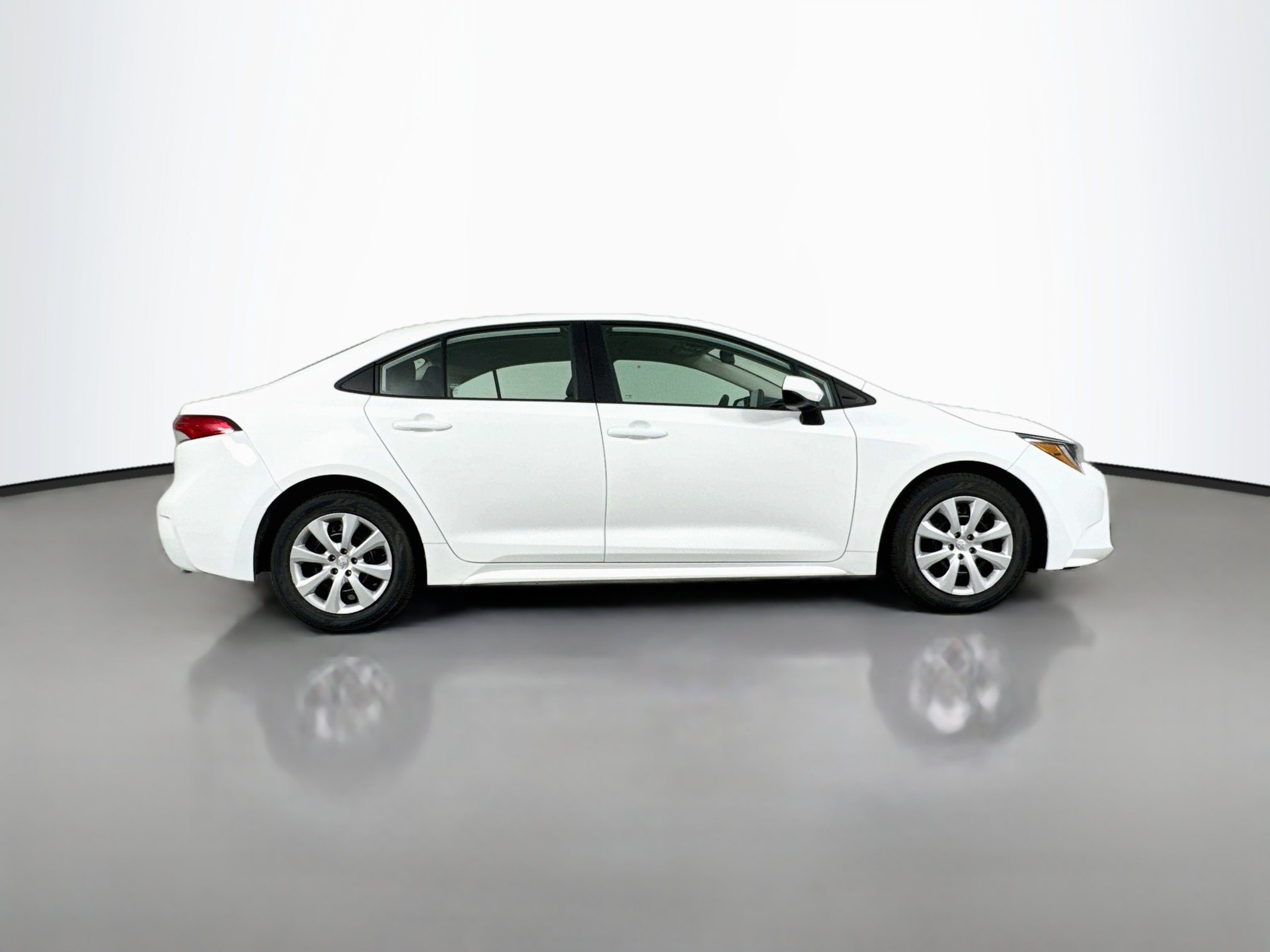 Certified 2025 Toyota Corolla LE FWD image 8