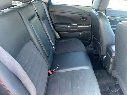 Used 2024 Mitsubishi Outlander Sport SE image 33