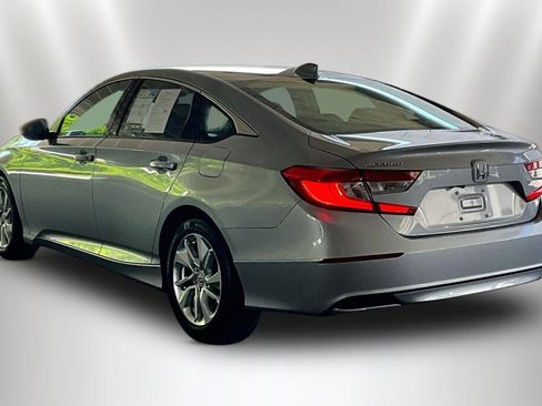 Used 2018 Honda Accord LX image 4