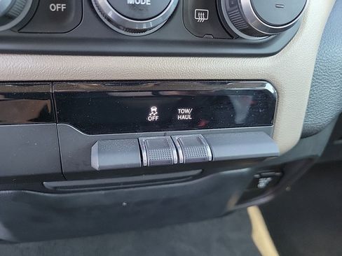 Used 2022 RAM 1500 Laramie image 24