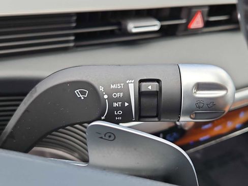 Certified 2024 Hyundai Ioniq 5 SEL RWD image 25