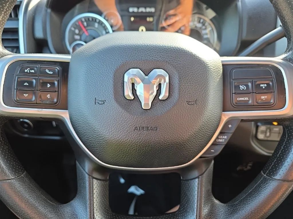 Used 2022 RAM 2500 Big Horn AWD/4WD image 23