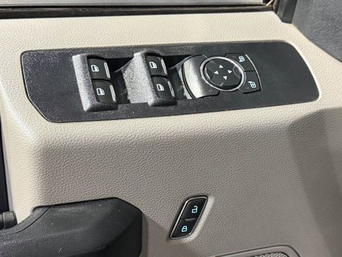 Used 2022 Ford F250 XL w/ Power Equipment Group image 30