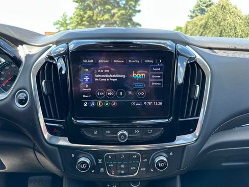 Used 2021 Chevrolet Traverse Premier w/ Redline Edition AWD/4WD image 29