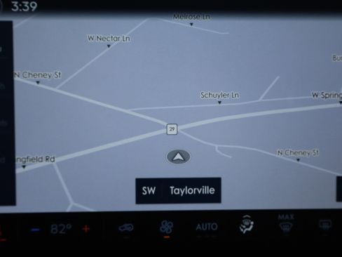 Used 2024 Lincoln Corsair Premiere w/ Rear Removable Package Tray image 21