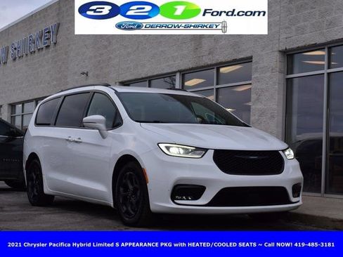 Used 2021 Chrysler Pacifica Limited w/ S Appearance Package FWD image 1