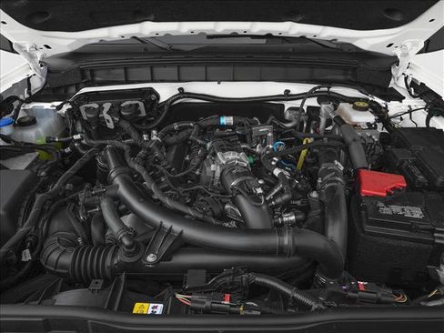 New 2026 Ford Bronco Badlands image 8