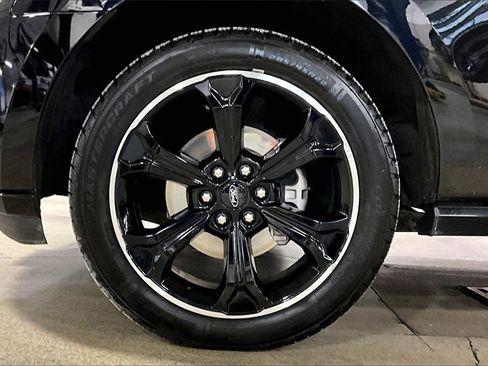 Certified 2022 Ford Expedition Limited image 9