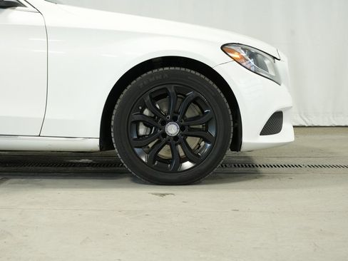 Used 2016 Mercedes-Benz C 300 4MATIC Sedan image 38