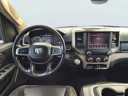 Used 2019 RAM 1500 Laramie AWD/4WD image 10