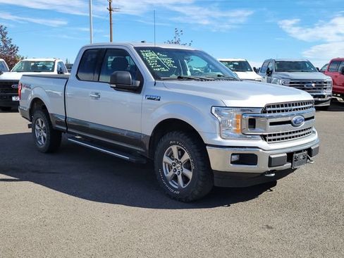 Used 2018 Ford F150 XLT w/ Equipment Group 302A Luxury AWD/4WD image 4
