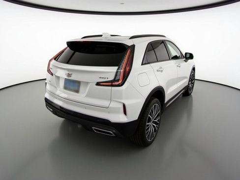 Certified 2024 Cadillac XT4 Sport image 5