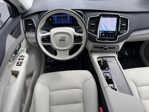 Certified 2025 Volvo XC90 B5 Plus w/ Protection Package Premier AWD/4WD image 13