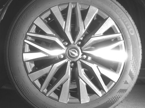 Used 2025 Nissan Altima 2.5 SV image 14