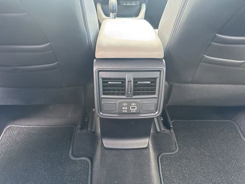 Used 2026 Subaru Forester Premium AWD/4WD image 25