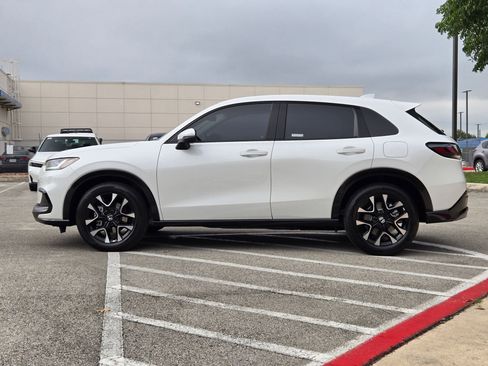 Used 2026 Honda HR-V EX-L image 6