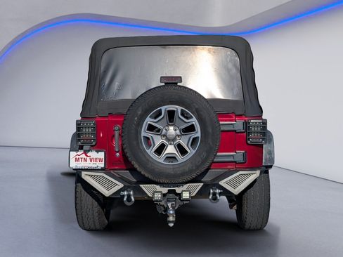 Used 2012 Jeep Wrangler Unlimited Sport AWD/4WD image 8