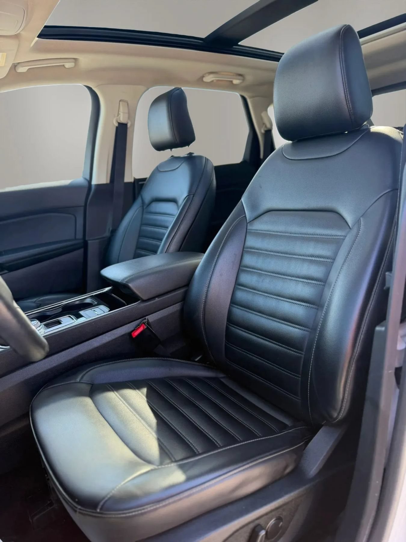 Used 2020 Ford Edge SEL w/ Convenience Package AWD/4WD image 11