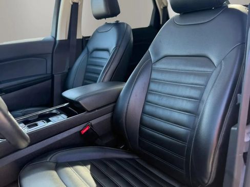 Used 2020 Ford Edge SEL w/ Convenience Package AWD/4WD image 11