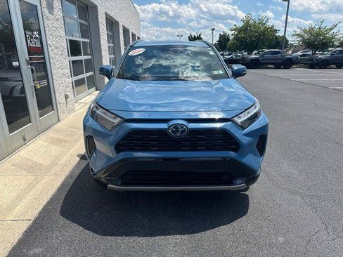 Certified 2022 Toyota RAV4 SE w/ Convenience Package AWD/4WD image 3