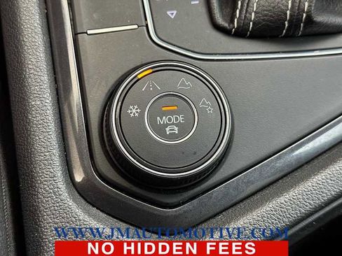 Used 2021 Volkswagen Tiguan SEL image 34