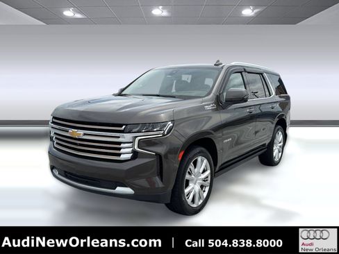 Used 2021 Chevrolet Tahoe High Country w/ Premium Package RWD image 1