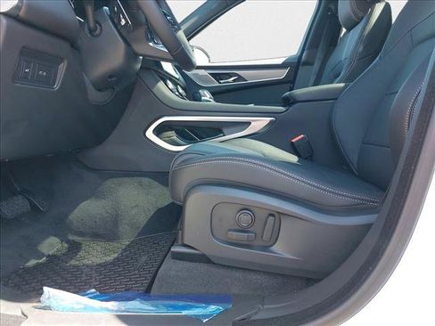 New 2026 Jaguar F-PACE R-Dynamic S image 25