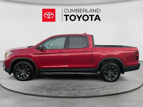 Used 2022 Honda Ridgeline Sport image 2