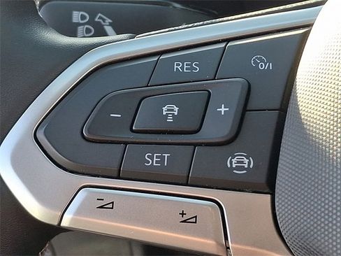 Used 2022 Volkswagen Atlas SE image 20