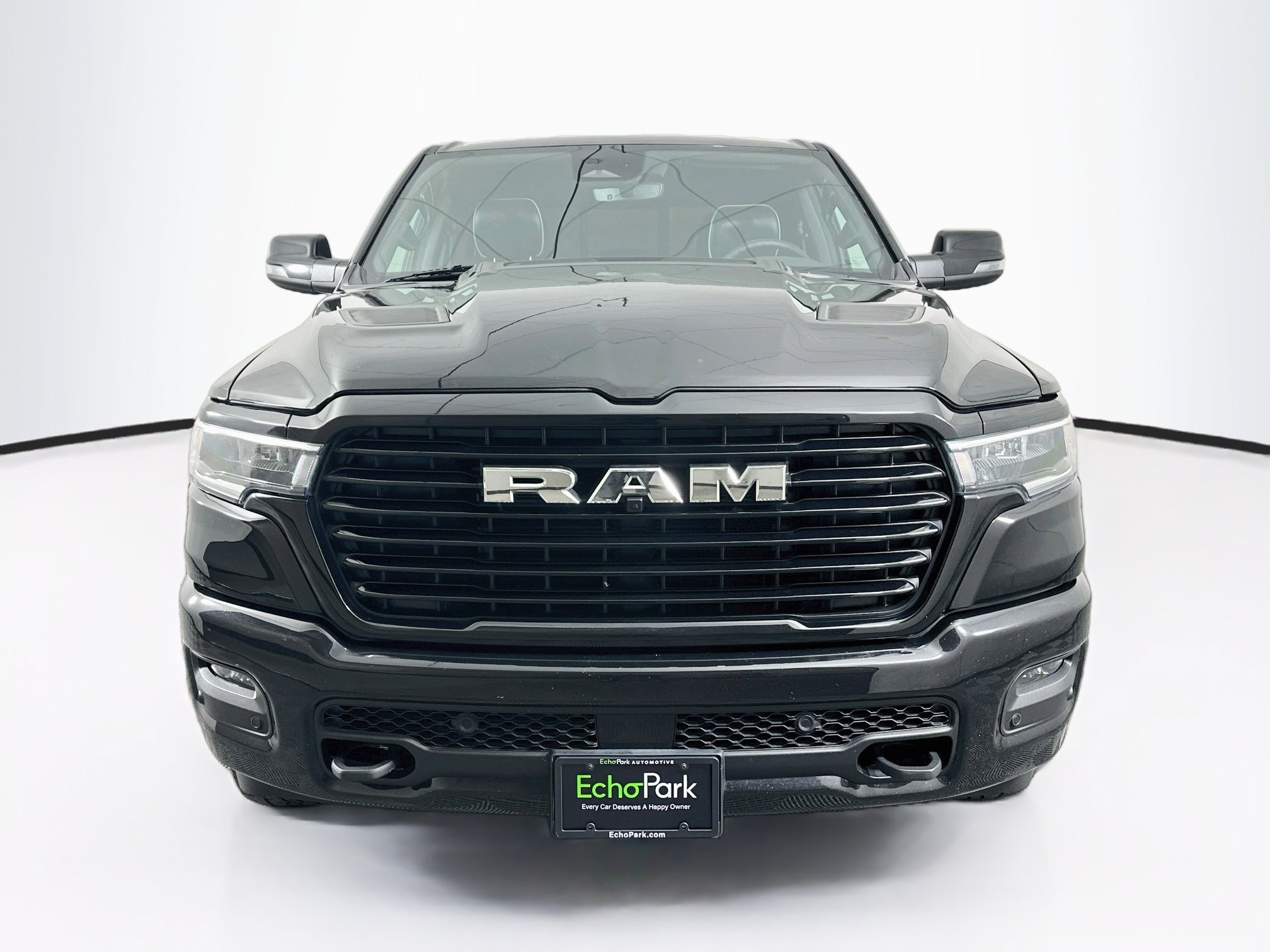 Used 2025 RAM 1500 Laramie w/ Sport Appearance Package AWD/4WD image 2