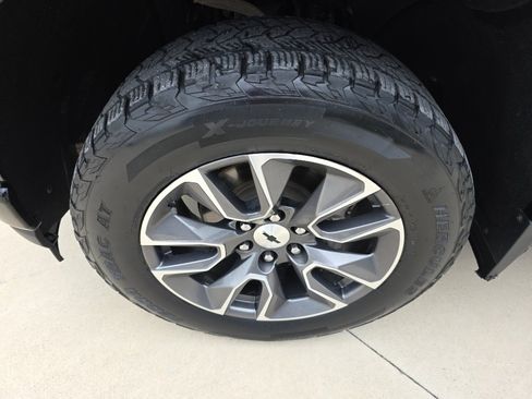 Used 2019 Chevrolet Silverado 1500 RST w/ All-Star Edition AWD/4WD image 5