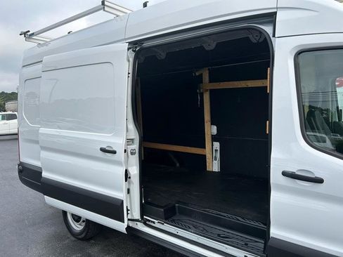 Used 2024 Ford Transit 250 148 High Roof Extended w/ Load Area Protection Package RWD image 22
