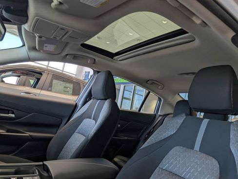 New 2026 Nissan Sentra SV w/ SV Convenience Package FWD image 6